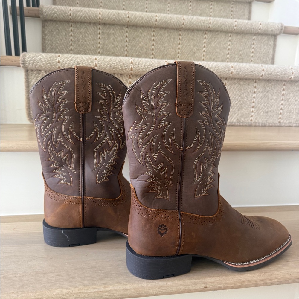 Brown Men’s Western Cowboy Boots - Classic Embroidered Shaft